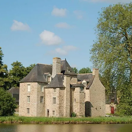Holiday home Victor Rives-du-Couesnon