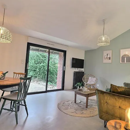 Victor Holiday home
